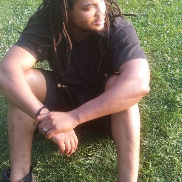 Meet your Posher, Cedric - Picture 1 of 1